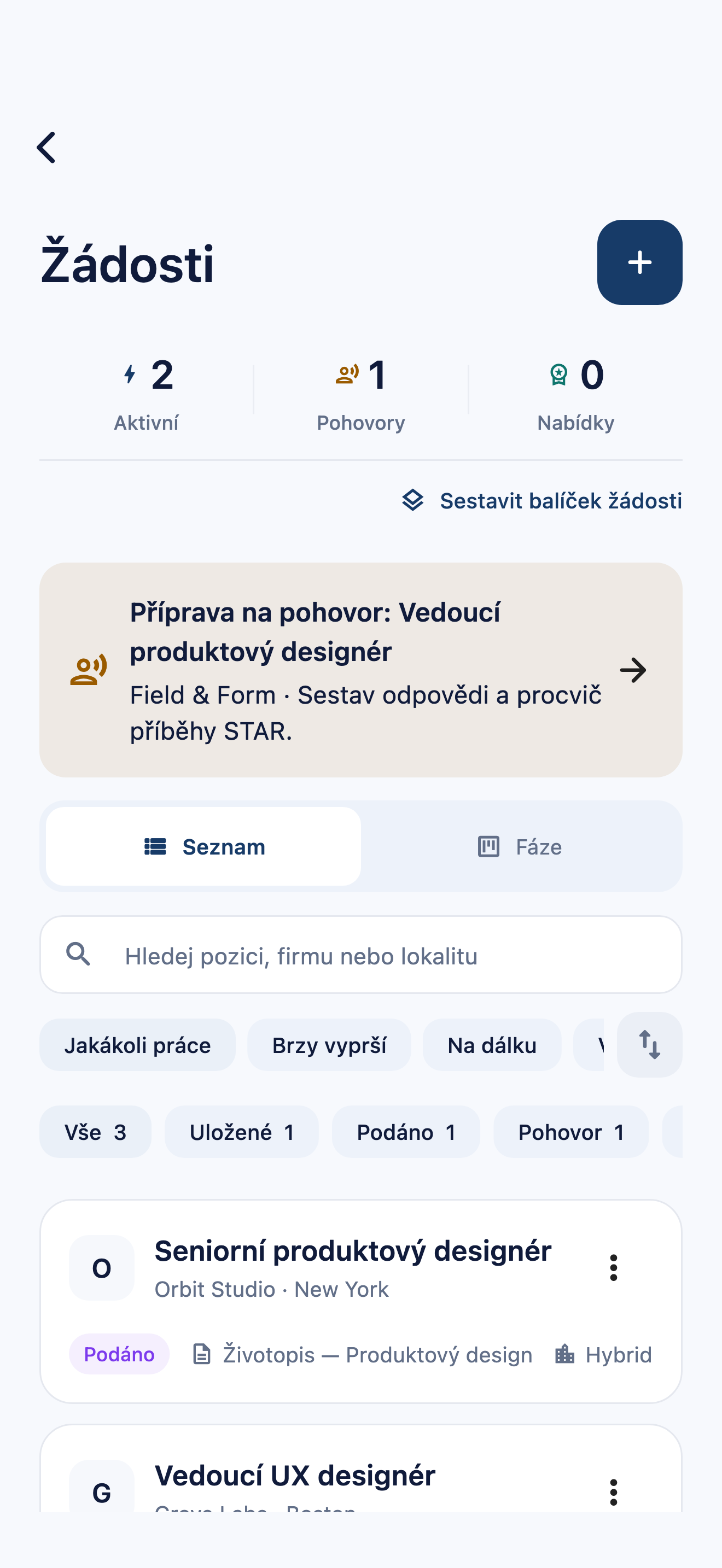Přehled žádostí v aplikaci CVura s fiktivními uloženými pozicemi a odeslanými žádostmi, připojenými dokumenty a přípravou na pohovor
