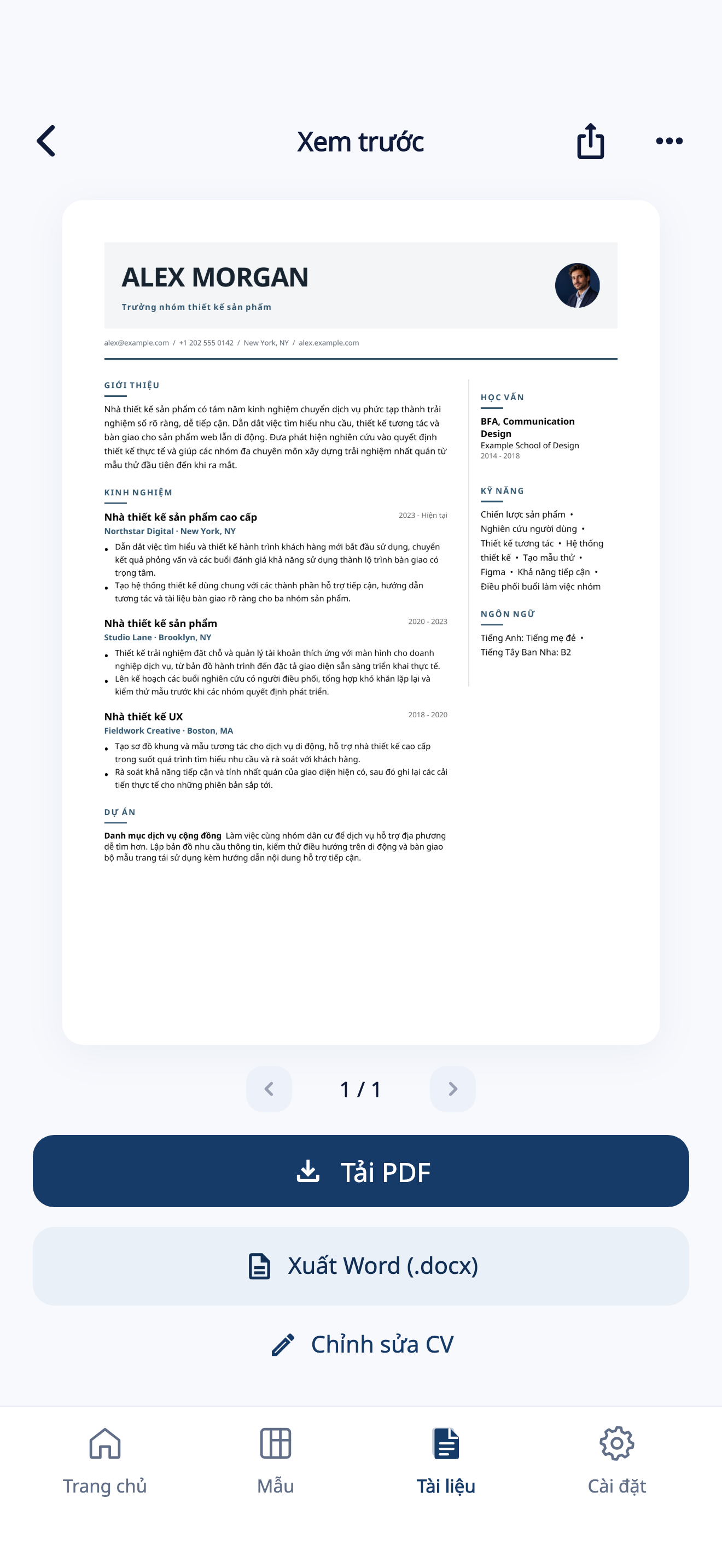 Bản xem trước CV trong CVura với nút Tải PDF, Xuất Word và CV hư cấu của Alex Morgan